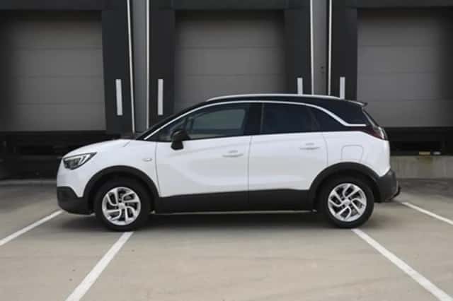 Opel Crossland X (2019) thumbnail 3