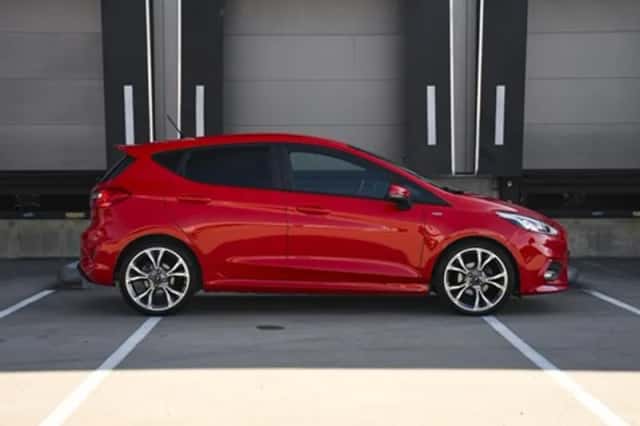 Ford Fiesta (2017) thumbnail 4