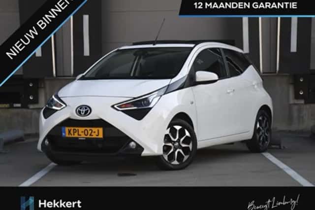 Toyota Aygo (2021) thumbnail 1