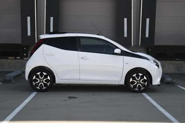 Toyota Aygo (2021) thumbnail 5
