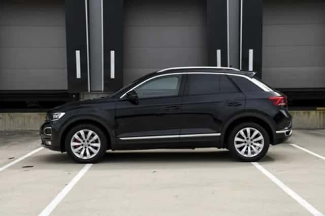 Volkswagen T-Roc (2019) thumbnail 3