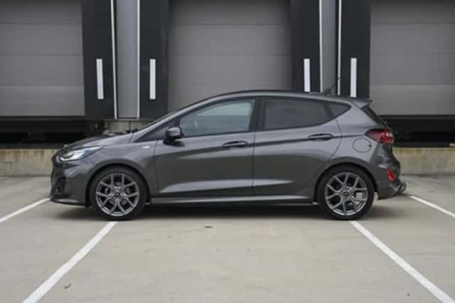 Ford Fiesta (2023) thumbnail 3