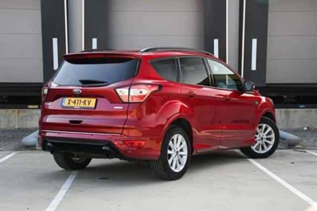Ford Kuga (2018) thumbnail 5