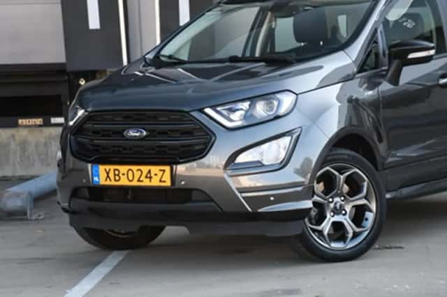 Ford EcoSport (2018) thumbnail 2