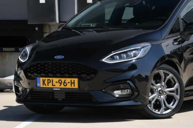 Ford Fiesta (2021) thumbnail 2