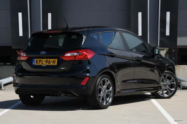 Ford Fiesta (2021) thumbnail 5