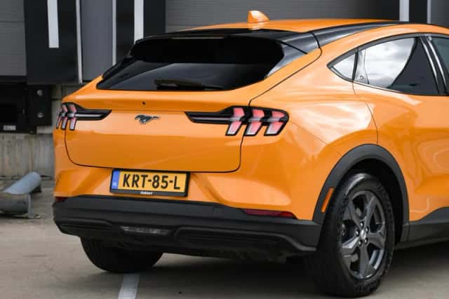 Ford Mustang Mach-E (2024) thumbnail 6