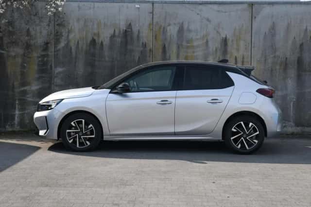 Opel Corsa (2025) thumbnail 3