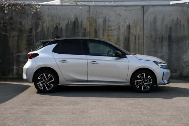 Opel Corsa (2025) thumbnail 4