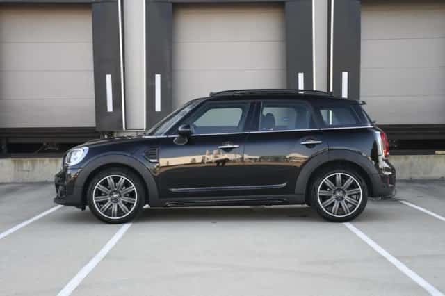MINI Countryman (2019) thumbnail 4