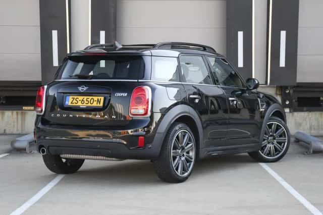 MINI Countryman (2019) thumbnail 6