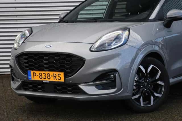 Ford Puma (2022) thumbnail 2
