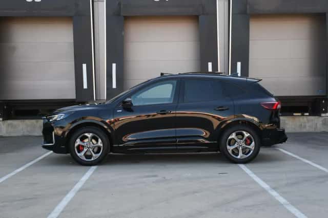Ford Kuga (2025) thumbnail 4