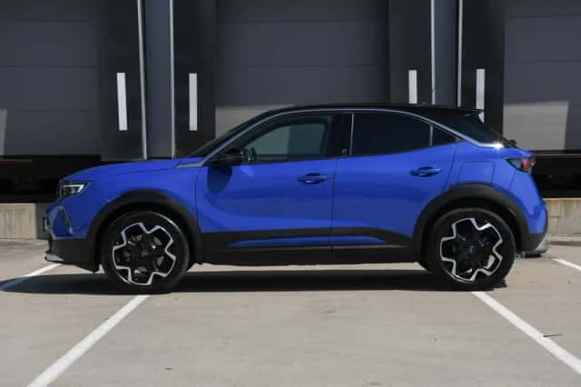 Opel Mokka-e (2021) thumbnail 3