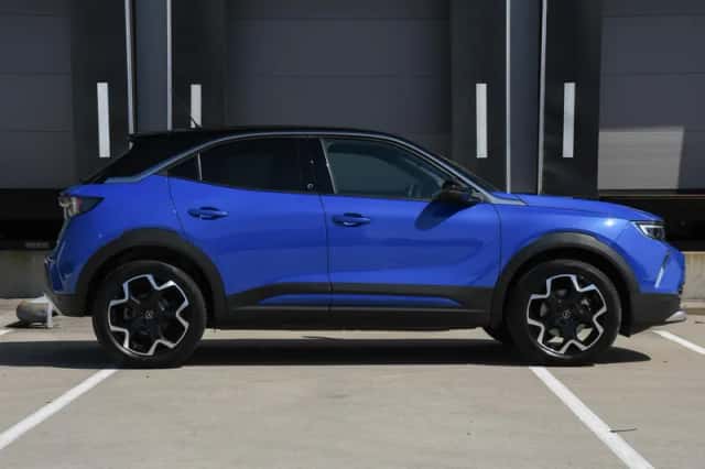 Opel Mokka-e (2021) thumbnail 4