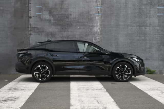 Peugeot 408 (2025) thumbnail 4