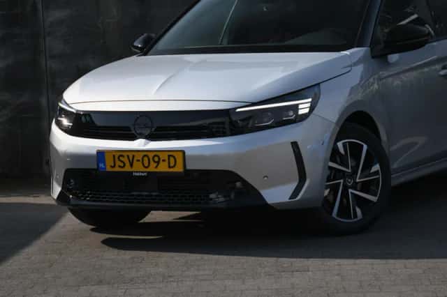 Opel Corsa (2025) thumbnail 2