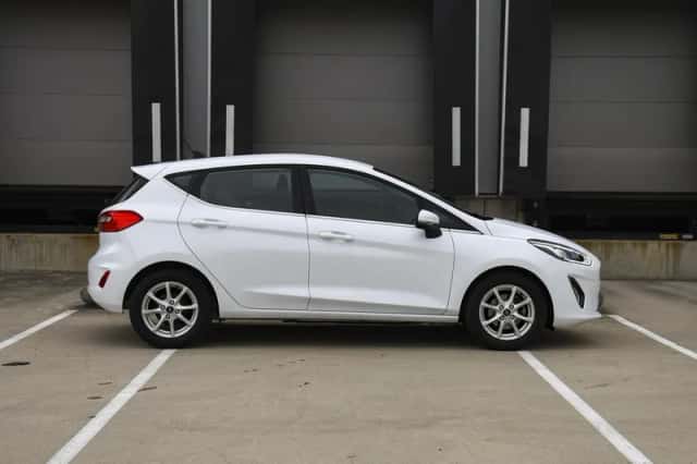 Ford Fiesta (2021) thumbnail 4