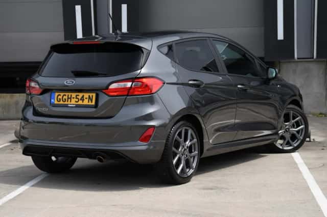 Ford Fiesta (2023) thumbnail 4