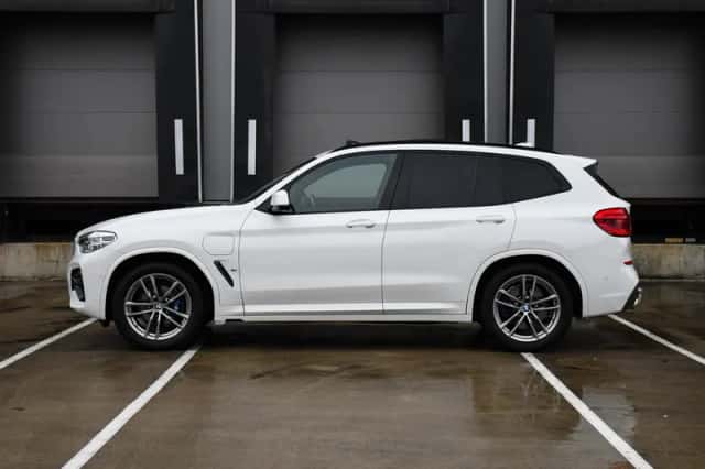 BMW X3 (2021) thumbnail 4