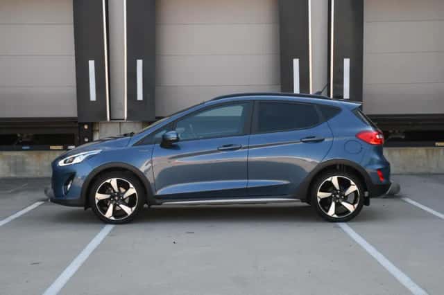 Ford Fiesta (2020) thumbnail 3