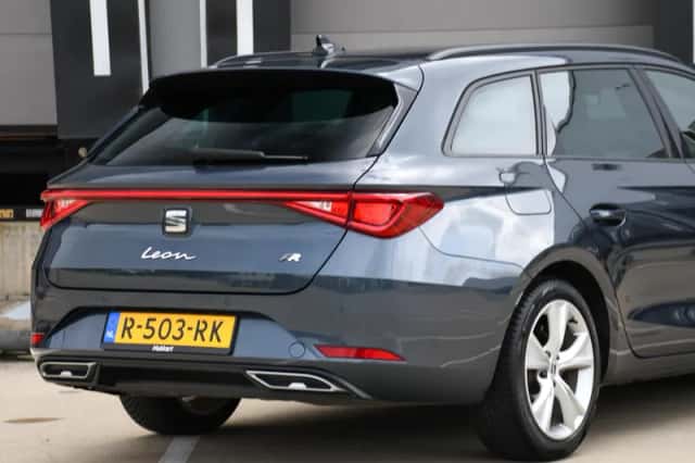 SEAT Leon (2022) thumbnail 6