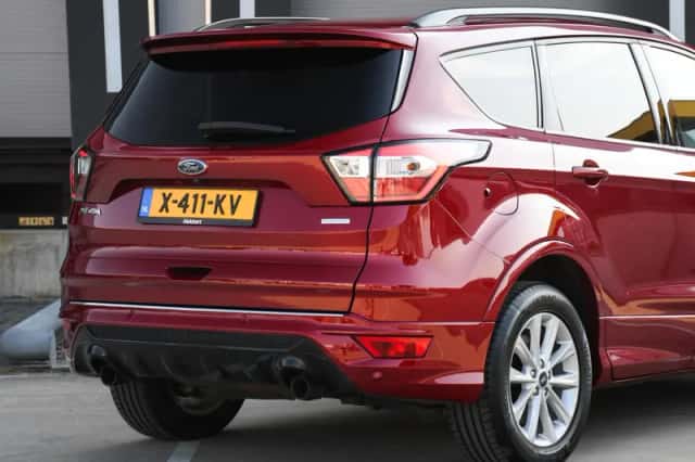 Ford Kuga (2018) thumbnail 6
