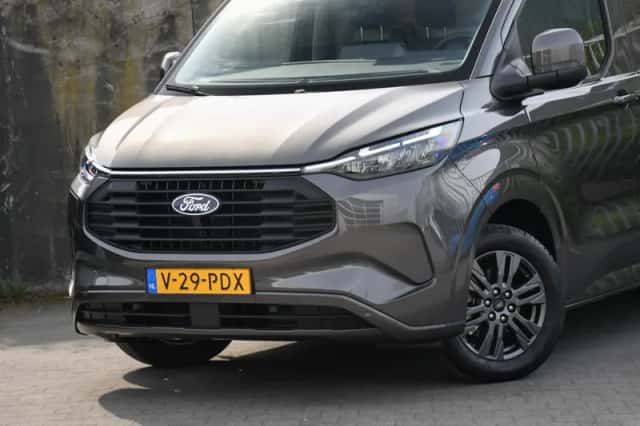 Ford Transit Custom (2026) thumbnail 2