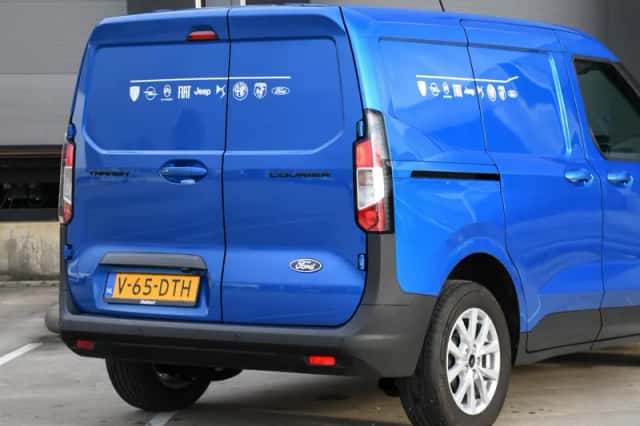 Ford Transit Courier (2024) thumbnail 6