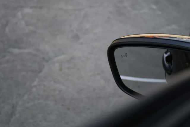 Ford Kuga (2024) thumbnail 5