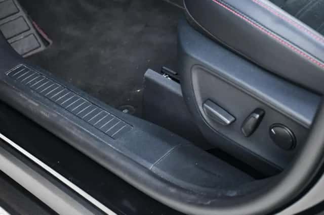 Ford Kuga (2024) thumbnail 6