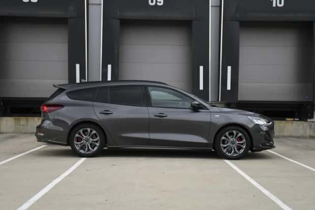 Ford Focus (2024) thumbnail 4