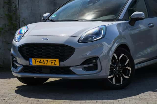 Ford Puma (2023) thumbnail 2