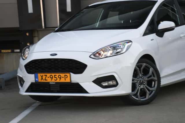 Ford Fiesta (2019) thumbnail 2