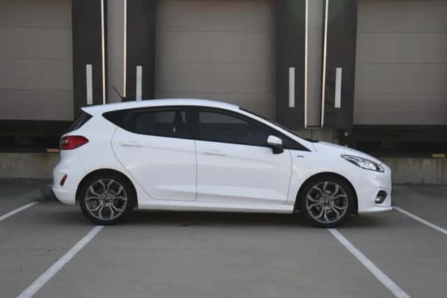 Ford Fiesta (2019) thumbnail 4