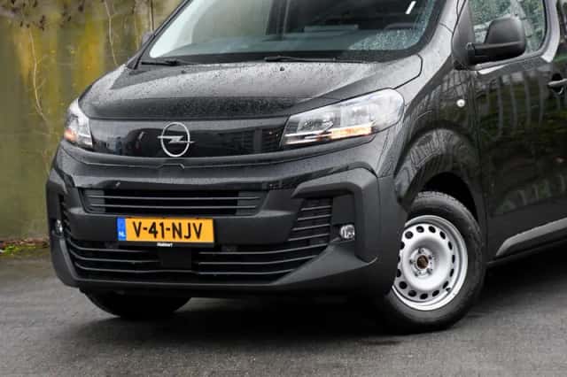 Opel Vivaro-e (2025) thumbnail 2