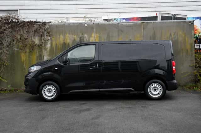 Opel Vivaro-e (2025) thumbnail 3