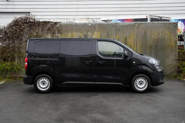 Opel Vivaro-e (2025) thumbnail 4