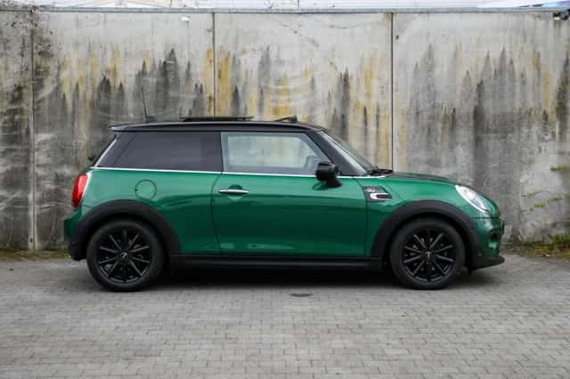 MINI Cooper (2019) thumbnail 6