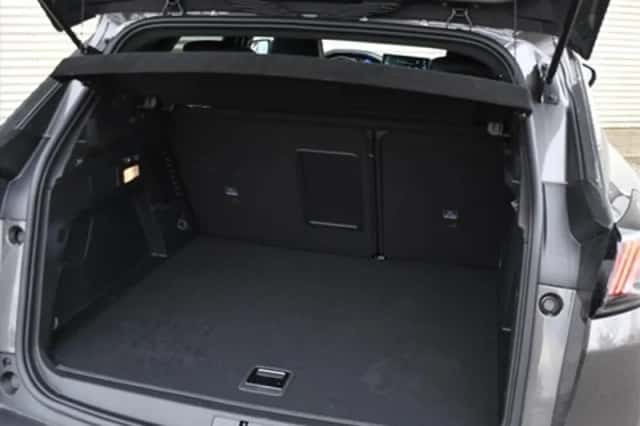 Peugeot 3008 (2024) thumbnail 11
