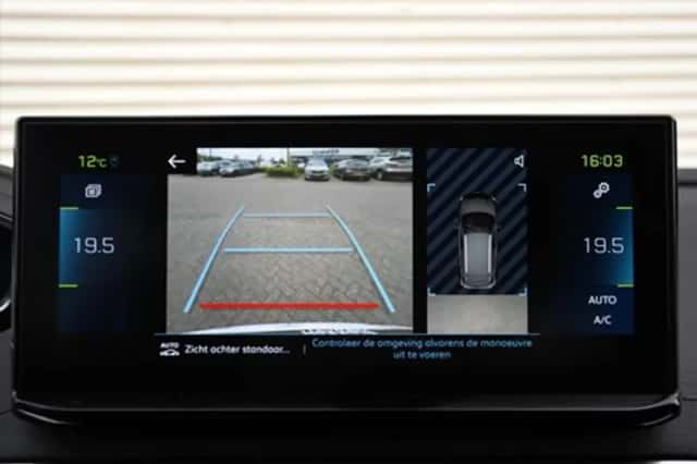 Peugeot 3008 (2024) thumbnail 16