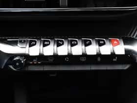 Peugeot 3008 (2024) thumbnail 21