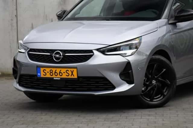 Opel Corsa (2023) thumbnail 2