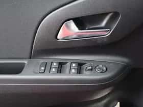Opel Corsa (2023) thumbnail 24