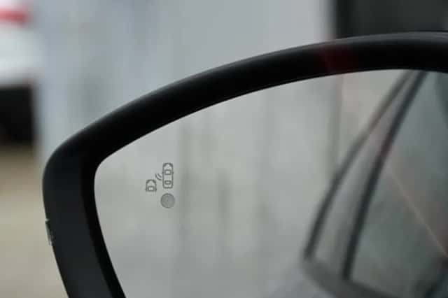 Opel Corsa (2023) thumbnail 25