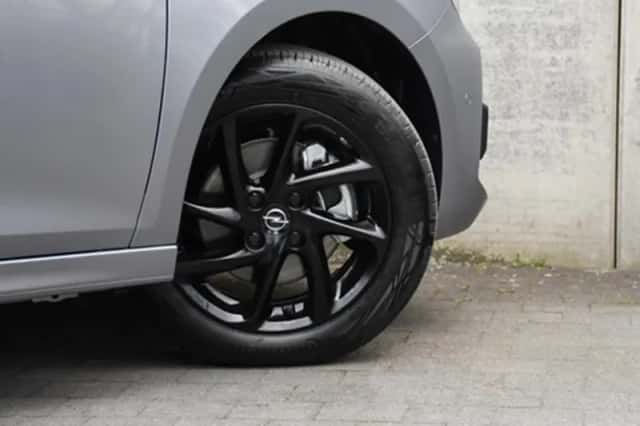 Opel Corsa (2023) thumbnail 6