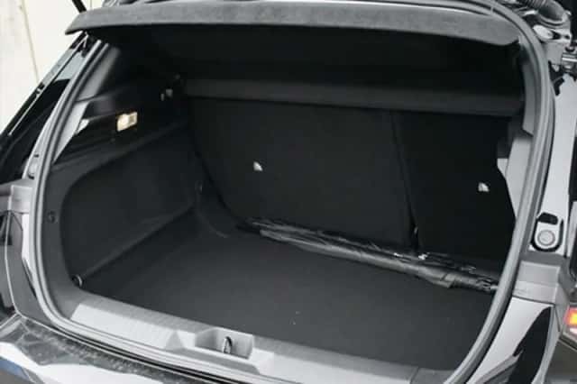 Opel Astra (2024) thumbnail 11