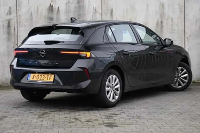 Opel Astra (2024) thumbnail 4