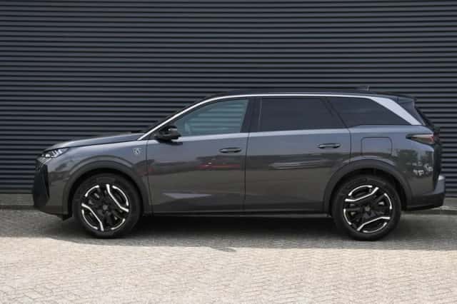 Peugeot 5008 (2026) thumbnail 3
