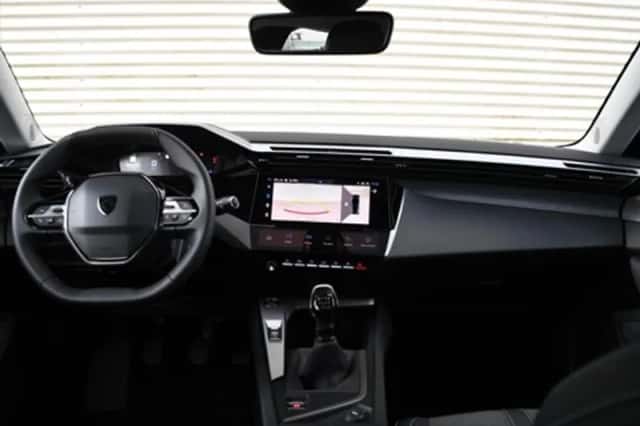Peugeot 308 (2024) thumbnail 12